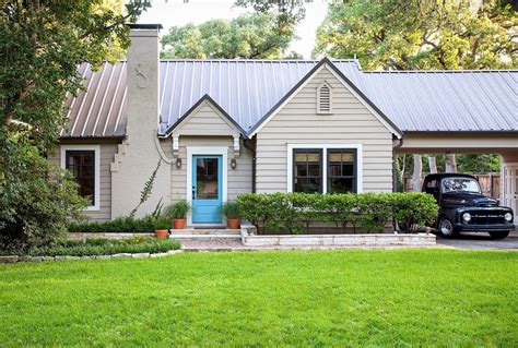 21 Gorgeous Blue Front Doors To Inspire Your Next Exterior Refresh