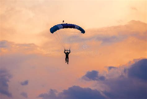 334 Silhouette Person Parachuting Stock Photos Free And Royalty Free