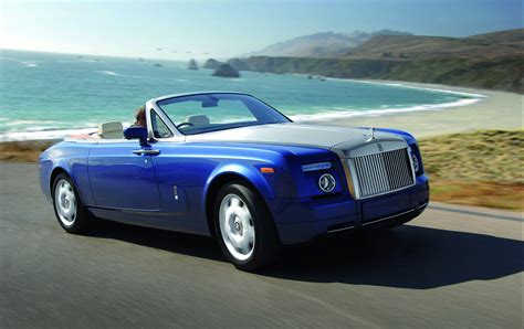 Rolls Royce Convertible Debuts At Villa D´este Top Speed