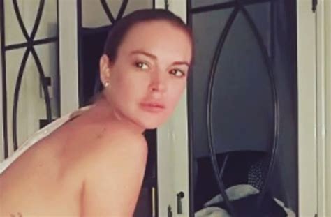 Lindsay Lohan Strikes A Nude Pose On Instagram