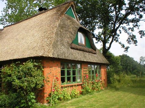 Vielleicht suchen sie ja gerade solvente käufer für ein solches objekt? meine-nordsee.de - Neue Ferienhäuser - Nordsee, Ferienhaus ...