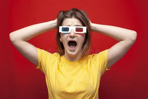 112 Girl 3d Glasses Watching Film Hands Stock Photos Free And Royalty