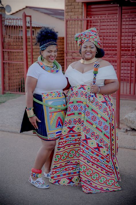 A Gorgeous Ndebele Xhosa Wedding South African Wedding Blog African Traditional Wear