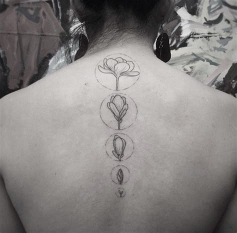 40 Beautiful Back Neck Tattoos For Women Tattooblend