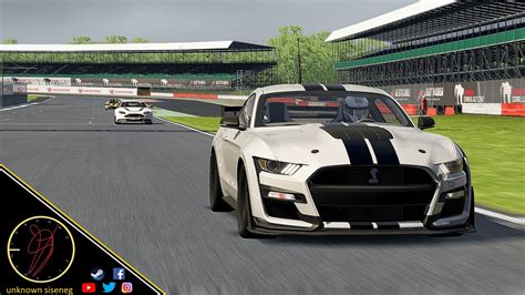 Ford Mustang Shelby GT500 Track Day With Track Focused Cars At