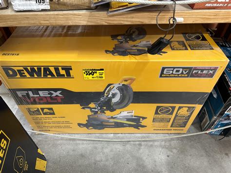 Found this deal in the clearance section at Home Depot : r/Dewalt