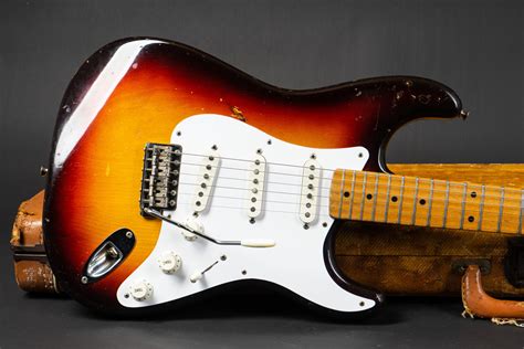1958 Fender Stratocaster Sunburst Guitarpoint