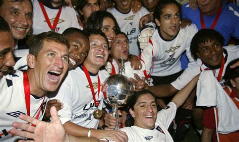 Liga de Quito recordó a sus jugadores campeones de Copa Libertadores