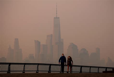 Fox News Guest Insists No Health Risk From New Yorks Smoke Filled Air