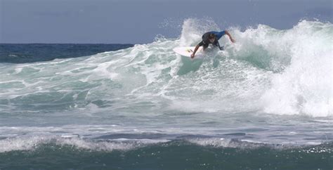 Surfer Bells Beach Victoria Ausralia Aaron Kinzer Flickr