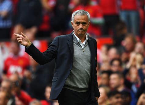 Jose mourinho announced himself as manchester united in typically positive fashion, discussing subjects from his premier league rivals, to his relationship with sir alex ferguson. Wayne Rooney: Jose Mourinho Must Decide Between Two Star ...