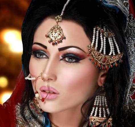 Your Step By Step Tutorial To Arabic Bridal Makeup