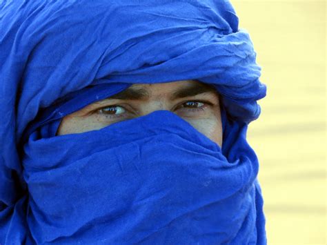 Wallpaper Blue Portrait Man Eyes Desert Morocco Turban Portret