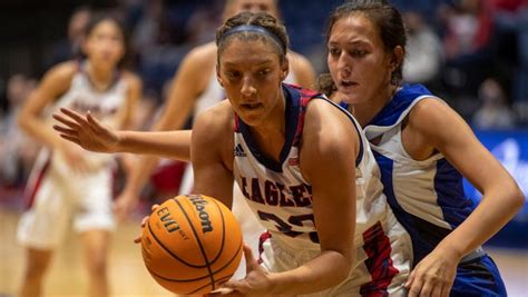 Usi Womens Basketball Looks Forward As Strong Year Ends In Regional