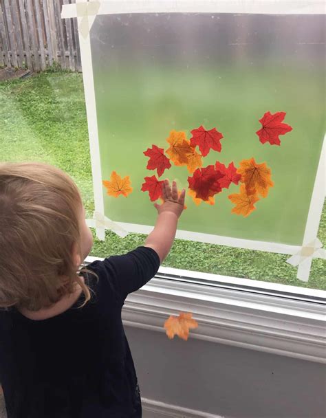 Easy Fall Leaf Craft For Preschoolers And Toddlers