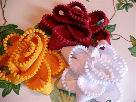Zipper Flowers · How To Make A Zipper Brooch · Jewelry Making And