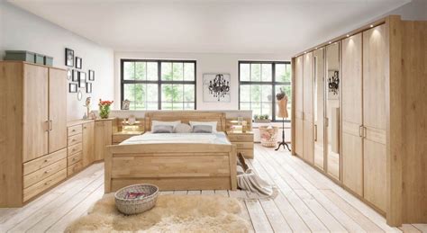 schlafzimmer aus massivholz guenstig kaufen betten von schlafzimmer