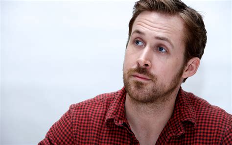 Скачать обои Ryan Gosling Райан Гослинг на фотосессии The Nice Guys Славные парни раздел