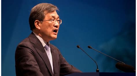 Samsung Electronics Ceo Resigns Over Unprecedented Crisis Bbc News