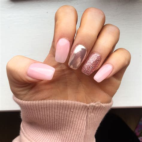 Pink Glitter And Chrome Nails Manicura De Uñas Uñas De Gel Simples