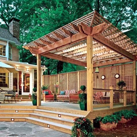 With these 26 bamboo fencing ideas we'll gladly show you some beautiful examples and possibilities. Garden Privacy Screen made from natural materials of wood ...