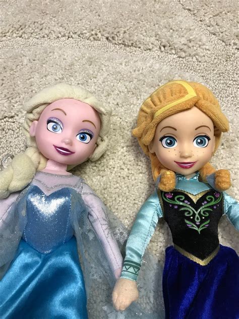Elsa And Anna Frozen Dolls 15 Inch On Mercari Disney Dolls Frozen Dolls Disney Princess Art