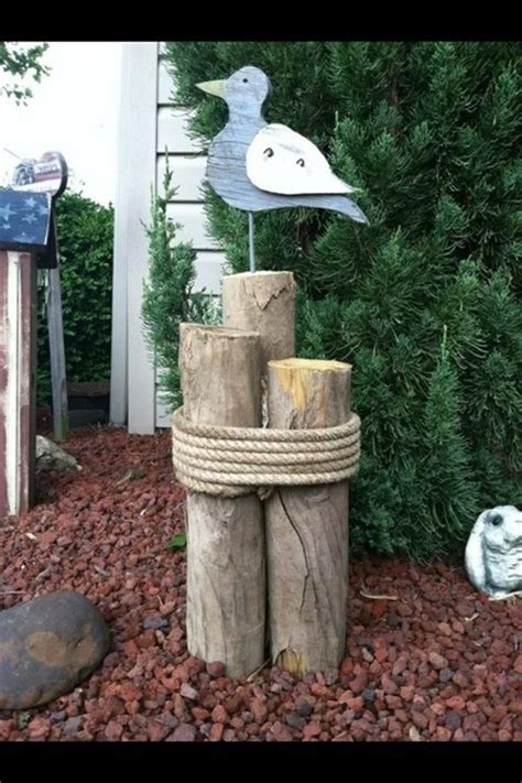 37 Best Unique Yard And Garden Decorating Ideas For 2019 42 Beach House Decor Nautical