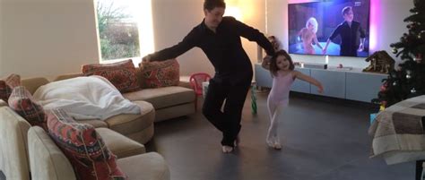 El Entrañable Baile De Un Padre Y Una Hija Que Arrasa En Redes Sociales