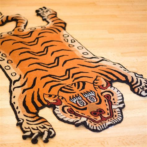 These Rugs Are Going Viral And We Feel Grrreat About It Tiger Rug
