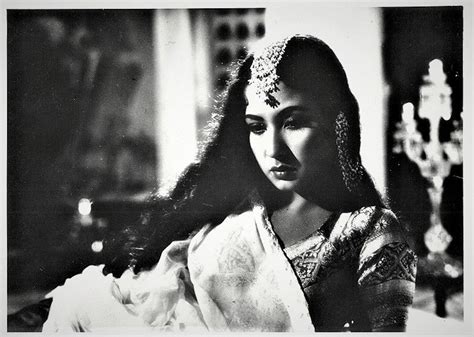 Simplicitylovebeauty Flawless Meena Kumari Stills From Pakeezah 1972