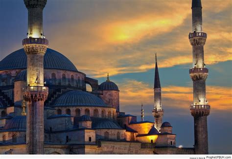 The Sultan Ahmed Blue Mosque In Istanbul Turkey At Dusk Islamic
