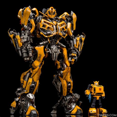 3a Transformers Bumblebee In Hand Review And Gallery Transformers News
