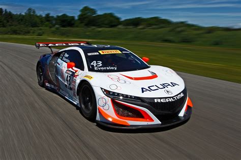 First Laps Acura Nsx Gt3 Automobile Magazine