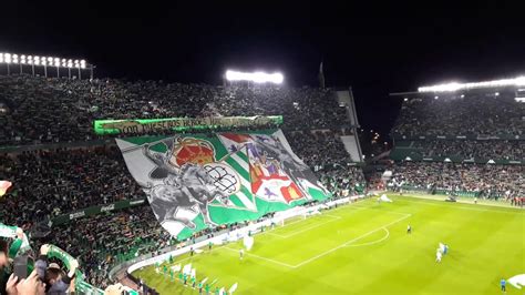 Guido rodríguez scored his first goal in spain with real betis and turns off all critics against him. Real Betis - Sevilla fantastic atmosphere and ultra tifo ...