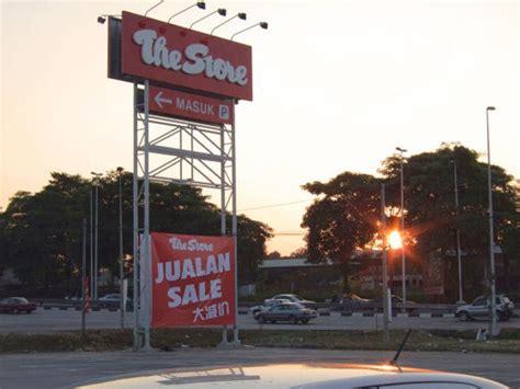 Today's mall ~ leisure and entertainment shopping mall in ulu tiram, johor. Minimalist Hotel - Places of Attraction and Shopping in ...