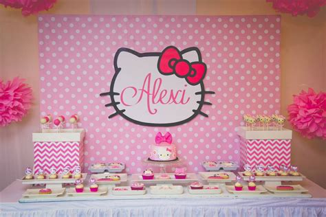 Alexis Hello Kitty Themed Dessert Table Decoracion Primer Cumpleaños