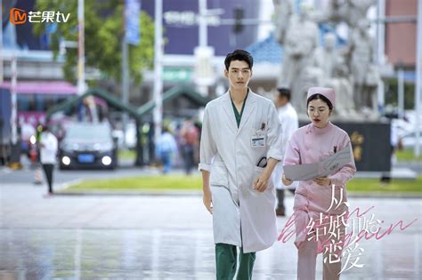 Born 11 may 1991) is a chinese actor. 醫生～人家這裡痛痛!近期陸劇9個穿醫師袍的男星，宋威龍、龔俊都讓人想指名掛號啦!｜噪咖 EBCbuzz