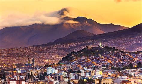 Quito Ecuador Destino De Vacaciones Vuelos Hoteles Información