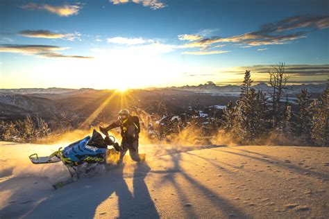 Snowmobile Rentals Albany Lodge Wyoming Snowmobiling Hunting