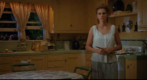 Movie Julia Roberts In The Kitchen Hooked On Houses