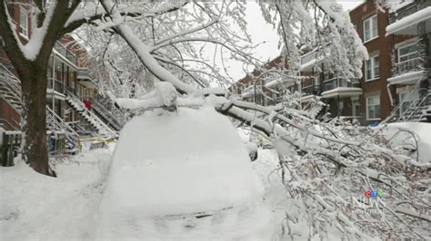 Quebec Snowfall Closes Schools Cuts Electricity