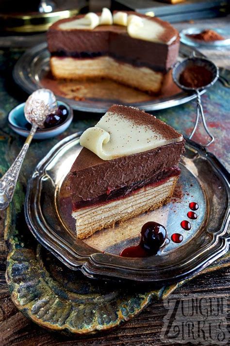 Jetzt ausprobieren mit ♥ chefkoch.de ♥. Baumkuchen-Torte mit Amarena, Schoko und Marzipan ...