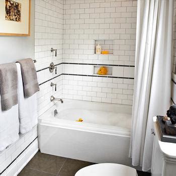 Here is more for you to consider when choosing. Gray Subway Tile Bathroom Design Ideas