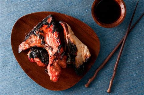 Thai grilled fish starts with a superb garlicky barbecue sauce that's perfect for all fish, whether fillet or steak, salmon or sole. Cooking Salmon Heads, Bones, Bellies | Salmon collar ...