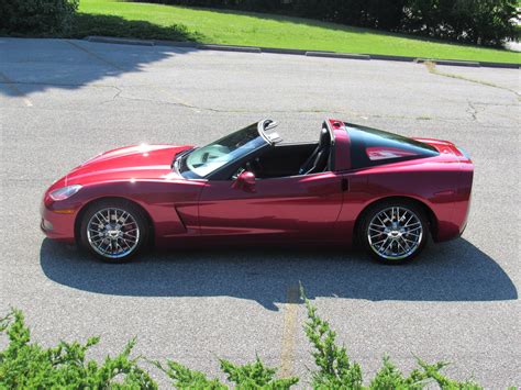 2005 Chevrolet Corvette Coupe Magnetic Red Heads Up Chrome Wheels
