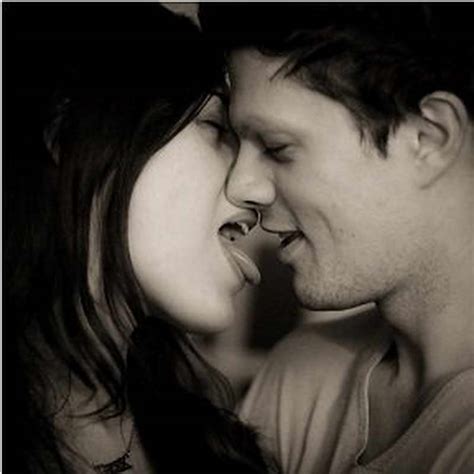 This Is What Your Kissing Style Reveals About Your Relationship