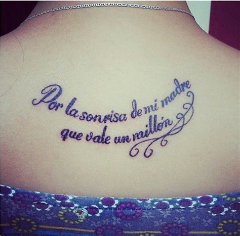 tatuaje frase por la sonrisa de mi madre que vale un millón tatuajes para mujeres
