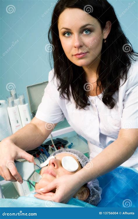 Woman Cosmetologist To Work Stock Photo Image Of Beauty Human 13756004