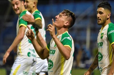 Today 26 july at 18:00 in the league «argentina reserve league» will be a football match between the teams velez sarsfield reserves and defensa y justicia reserves. Defensa Y Justicia Vélez / Defensa Y Justicia Vs Velez ...