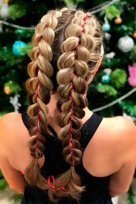 10 Stunning Christmas Hairstyles For Long Hair